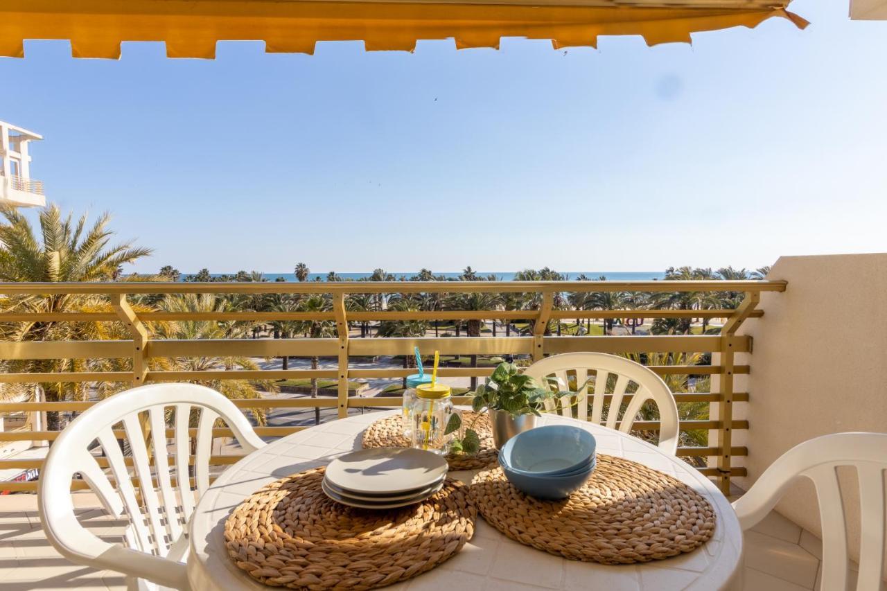 Novelty Con Vistas Al Mar Apartment Salou Bagian luar foto