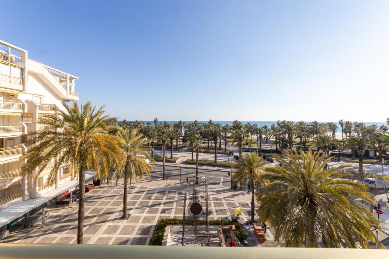 Novelty Con Vistas Al Mar Apartment Salou Bagian luar foto
